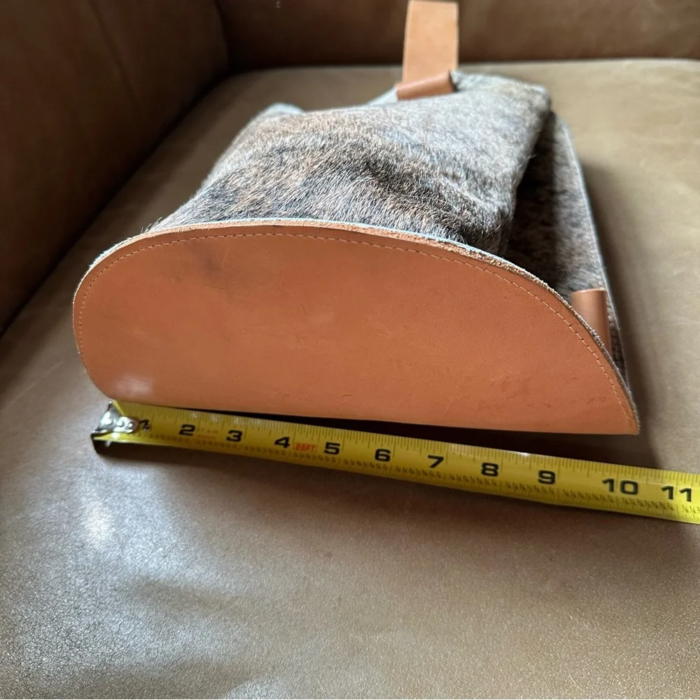 Redondo Frydman calf hair tan leather sling backpack bucket bag shoulder - Picture 14 of 17